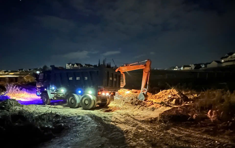 Điểm sáng tại TP. Đà Lạt: Người dân phá nhà kính, hiến đất làm đường - Ảnh 7.