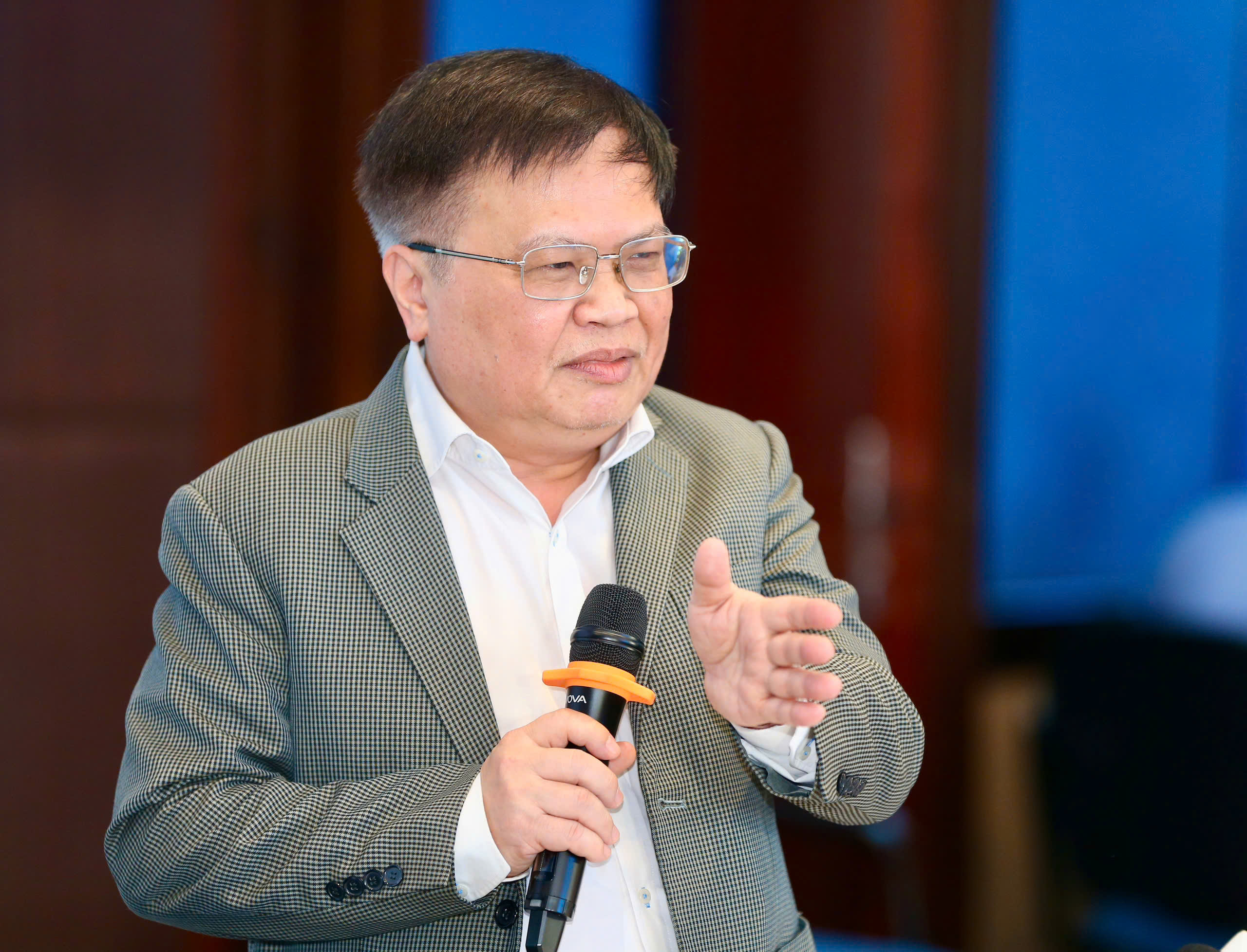 TS Nguyễn Đình Cung: “Chúng ta chưa bao giờ có cơ hội cải cách thể chế thuận lợi như thời điểm này” - Ảnh 1.