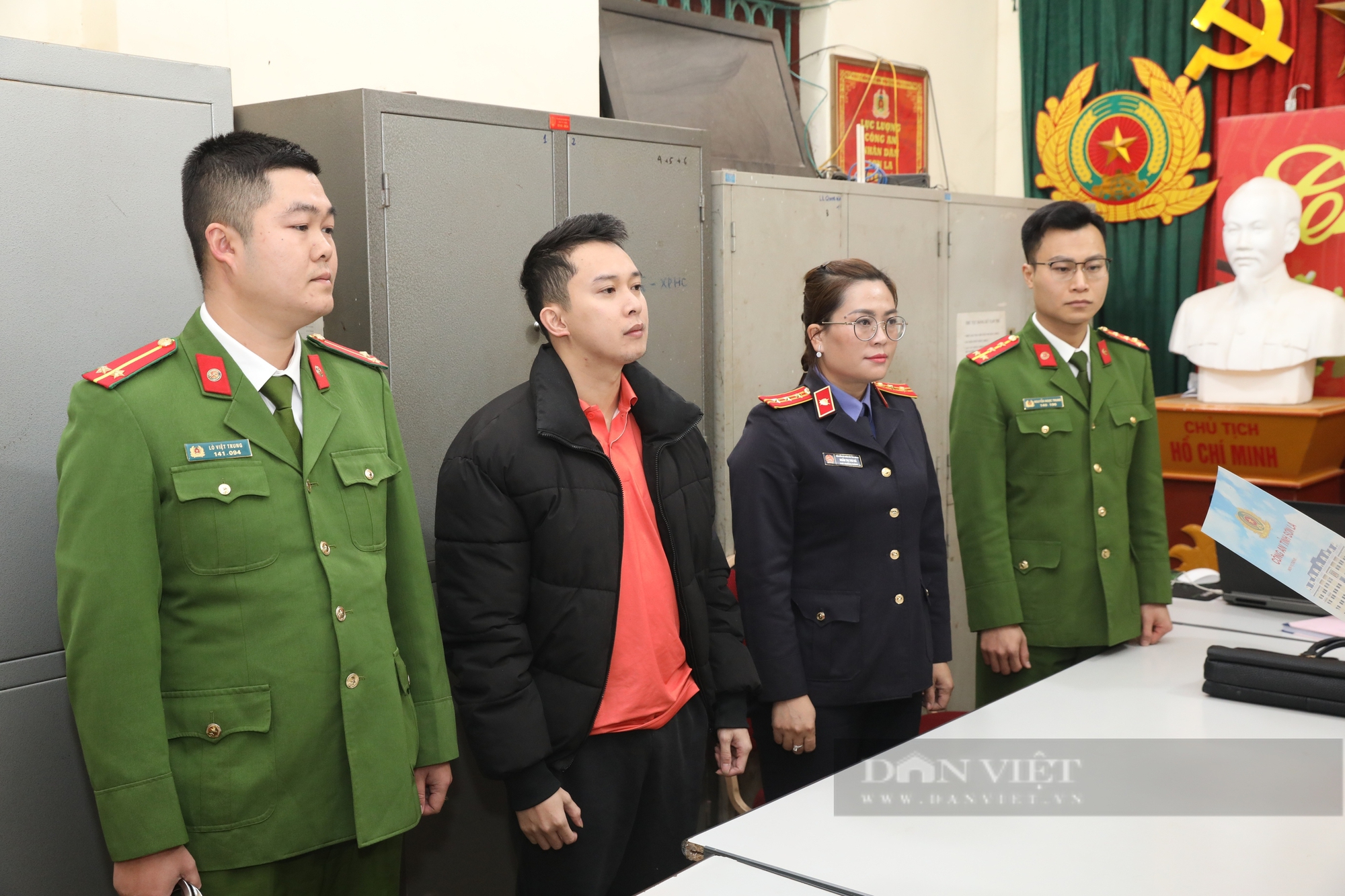 Bắt giữ nguyên nhân viên ngân hàng lừa đảo chiếm đoạt gần 1 tỷ đồng