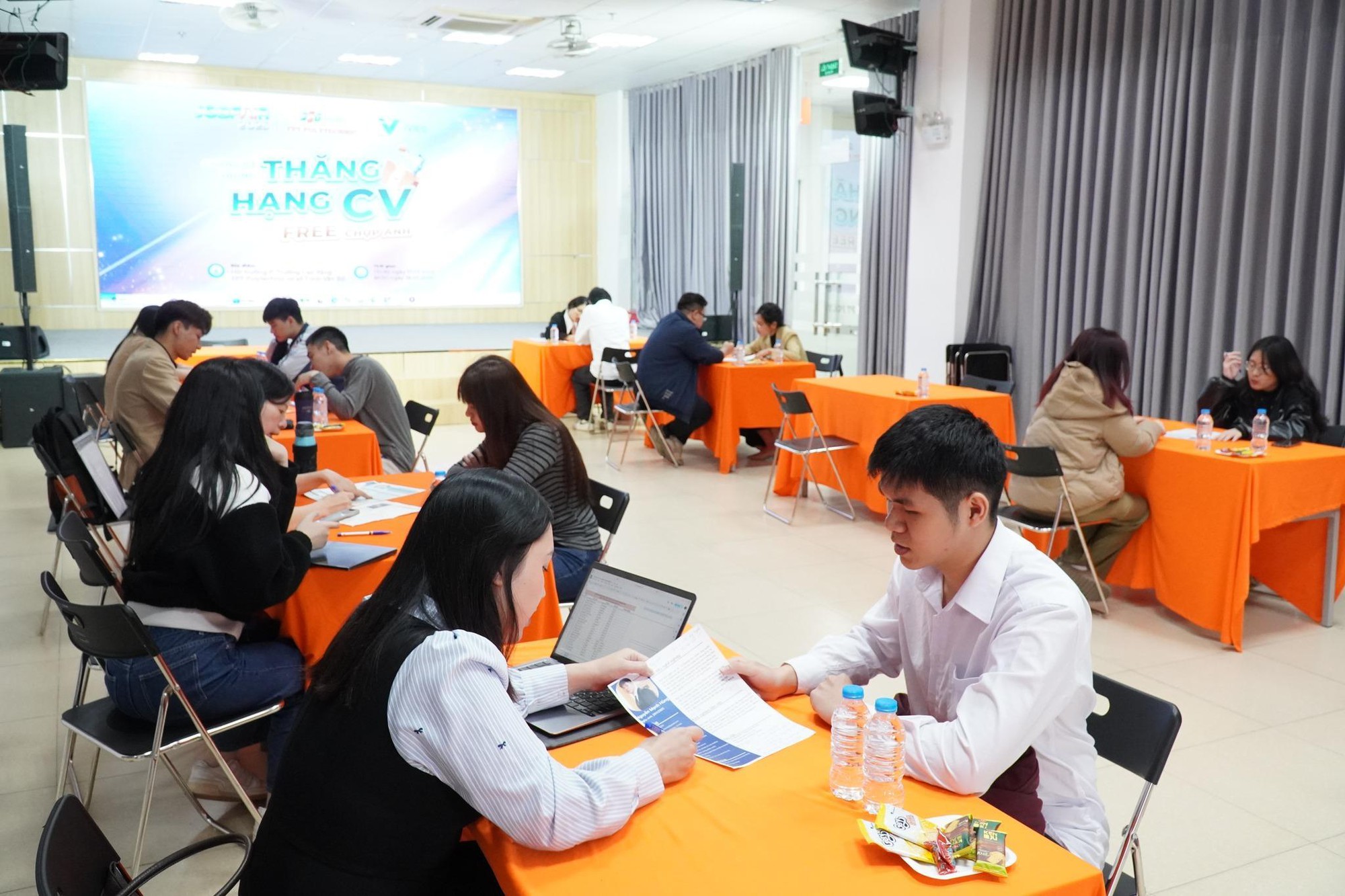 FPT Polytechnic tổ chức JobFair, khẳng định giá trị 