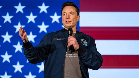 Thông tin về "cuộc họp báo tuyệt mật' Lầu Năm Góc dành cho tỷ phú Elon Musk  gây náo loạn