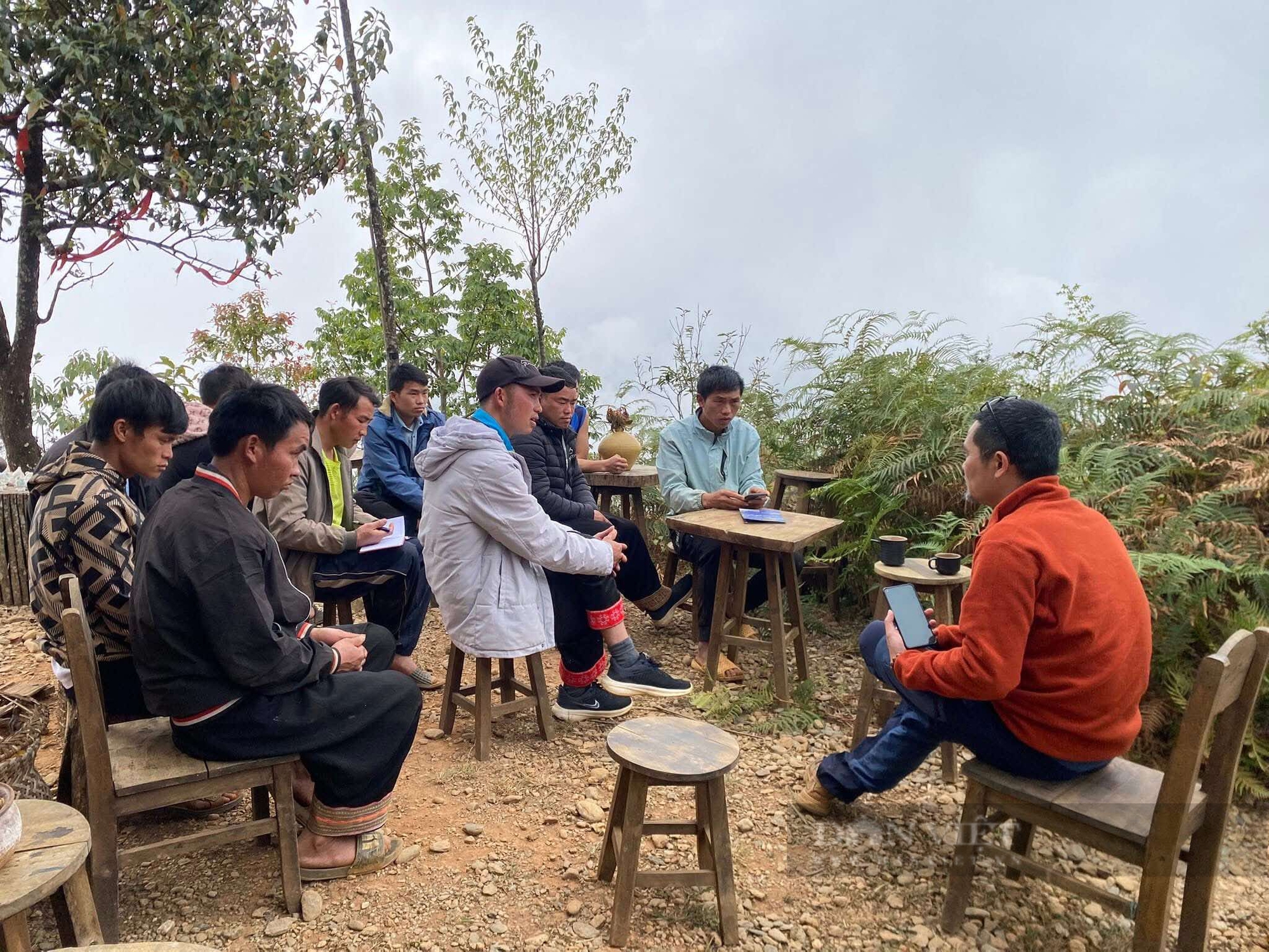 Biến công nghệ thành cửa ngõ, một xã vùng cao Sơn La thu hút hàng nghìn khách du lịch vào mùa lễ hội - Ảnh 5.