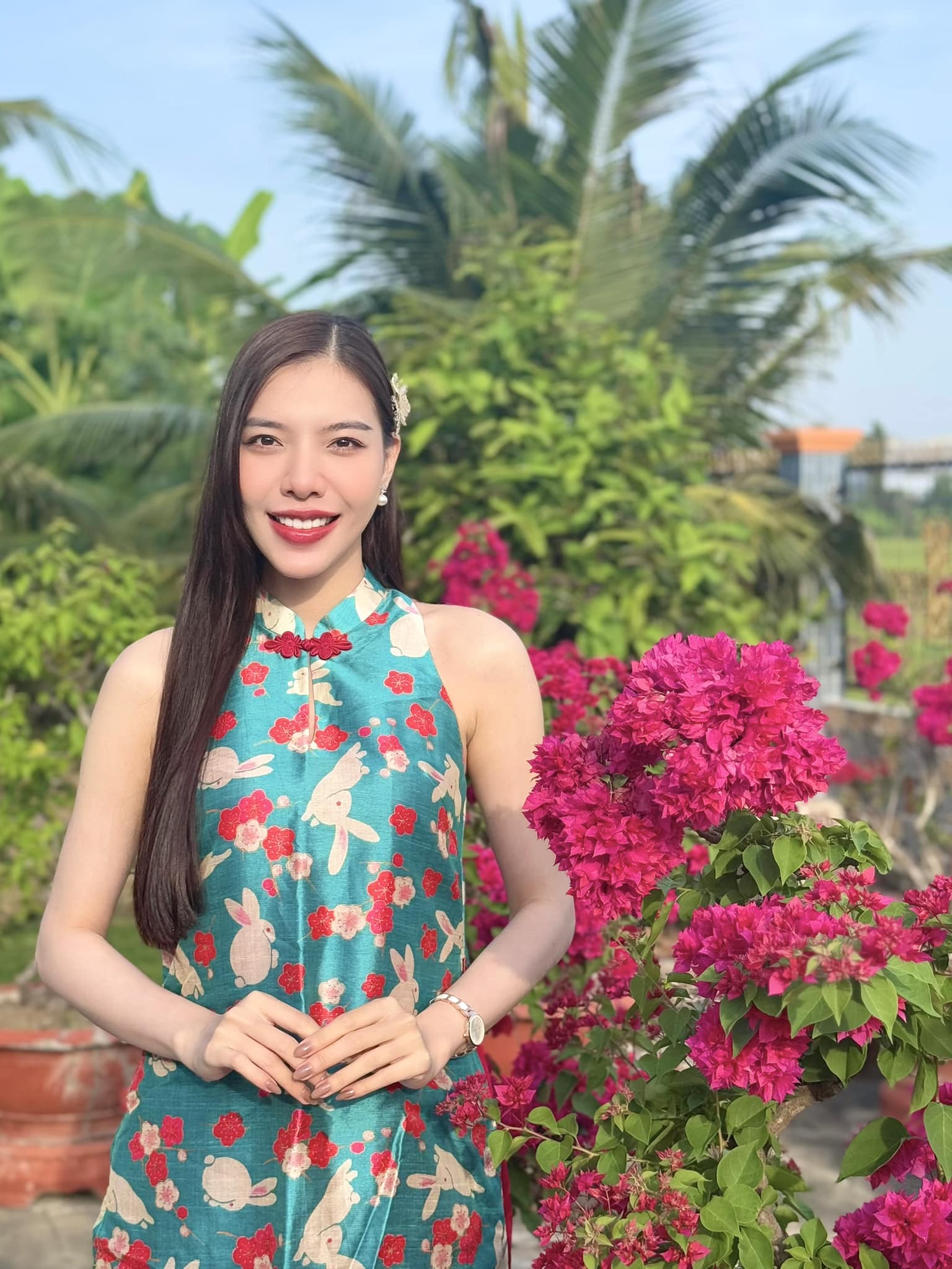 Miss Cosmo Vietnam 2025 hé lộ loạt thí sinh "đáng gờm": Mỹ nhân cao 1,81m so tài với tiếp viên hàng không - Ảnh 4.