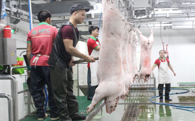 Giá thịt heo tăng không ngừng, TP.HCM ra yêu cầu khẩn - Ảnh 2.