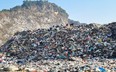 Toàn cảnh ô nhiễm môi trường tại bãi rác thung Quèn Khó ở Ninh Bình
