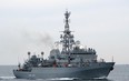 Tàu tình báo Nga cập cảng sau khi bắn cháy xuồng không người lái mang bom tấn công của Ukraine