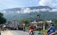 Đắk Lắk: Xe tải dán chữ "xe thư báo" tông người đi bộ qua đường tử vong