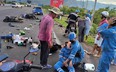 TIN NÓNG 24 GIỜ QUA: Ô tô tông hàng loạt xe máy dừng đèn đỏ; tin mới vụ 4 người tử vong ở Long Biên
