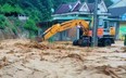 Nghệ An: Nước cuồn cuộn dâng lên bất thường tại nơi từng xảy ra lũ quét kinh hoàng 