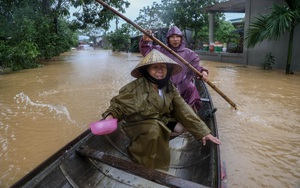 Hà Nội kêu gọi ủng hộ các tỉnh miền Trung bị thiệt hại do mưa lũ