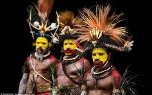 Bộ lạc bí hiểm và những tập tục kinh dị, ớn lạnh ở Papua New Guinea