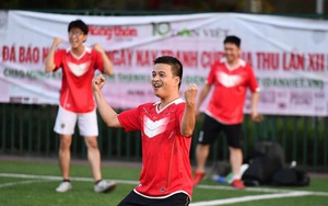 Đội bóng Zingnews: "Ngựa ô" đích thực tại giải bóng đá báo NTNN/Dân Việt
