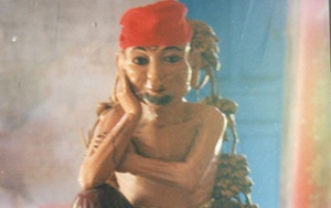 Bức tượng cổ Ông Lo Đời khắc họa ông nông dân gầy guộc trong ngôi chùa ở tỉnh Long An có gì đặc biệt?