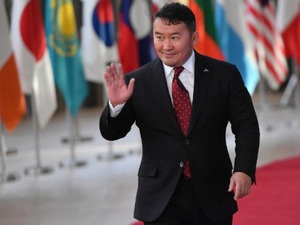 Dịch Corona: Tổng thống Mông Cổ vào viện cách ly sau chuyến thăm Trung Quốc