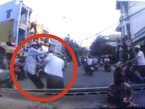 VIDEO: Đánh người tử vong sau va chạm giao thông