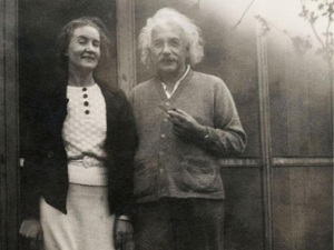 Hé lộ nhân vật tình báo từng là người tình của Albert Einstein