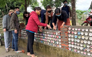 Chuyện lạ ở Lai Châu: Rủ nhau đi… xin rác, làm ra thứ khiến ai cũng bất ngờ