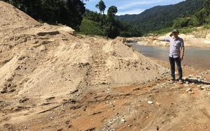 Vụ ngàn khối cát bị rút ruột ở Nước Xa: Huyện kêu gọi “cát tặc” đến nhận lại cát