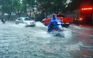 Hà Nội đón "cơn mưa vàng", miền Bắc nhiều nơi có thể có lốc, sét, mưa đá