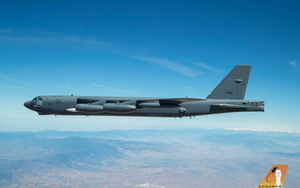 B-52 xuất hiện kèm vũ khí siêu thanh AGM-183A: Nga phát hoảng