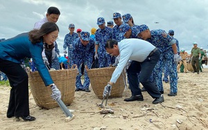 Bà Rịa – Vũng Tàu: Ra quân hưởng ứng chiến dịch làm sạch môi trường biển năm 2020