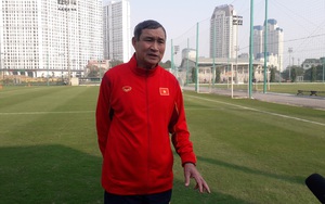 HLV Mai Đức Chung: "Cầu thủ lên tuyển còn chưa biết di chuyển"