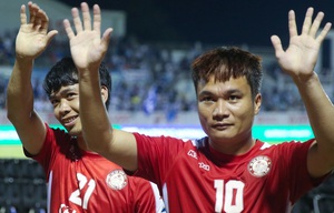 Đối đầu với Lee Nguyễn, "Ronaldo Việt Nam" hứa làm 1 điều