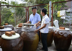 Nước mắm sạch Hương Ðồng, thơm ngọt thứ gia vị quê nhà