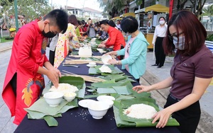 Đến Champa Island Nha Trang: Trải nghiệm "Nấu bánh tét - trở về Tết xưa"