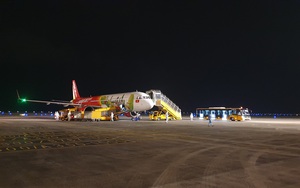 Sân bay Vân Đồn đón 2 chuyến bay “giải cứu” sau khi hoạt động trở lại