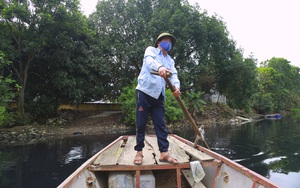 Hưng Yên: Sông Bắc Hưng Hải ô nhiễm nặng, dân đi ngủ cũng phải đeo khẩu trang