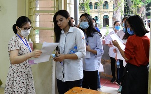 Học phí đại học tăng chóng mặt, sinh viên có mất cơ hội đi học?