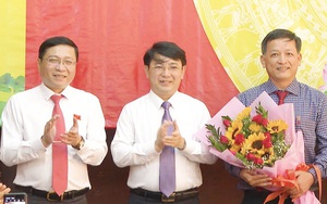 Quảng Ngãi: Sau điều động 6 tháng, Giám đốc BQL dự án được bầu làm Phó Chủ tịch thành phố 