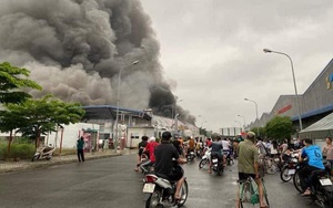 Cháy lớn tại một công ty trong khu công nghiệp ở Hải Dương