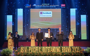 SeABank được vinh danh trong &quot;Top 50 doanh nghiệp tăng trưởng xuất sắc nhất Việt Nam&quot;