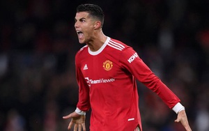 Cầu thủ xuất sắc nhất Premier League tháng 9: Ronaldo đấu Salah
