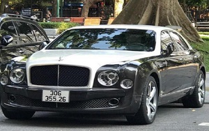 Phát hiện siêu xe Bentley đeo biển số giả khi đang lưu thông trên phố Hà Nội