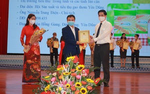CLIP: Phó Chủ tịch T.Ư Hội NDVN Phạm Tiến Nam tham dự Hội nghị tổng kết sản xuất, kinh doanh giỏi tỉnh Bắc Giang