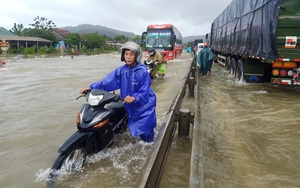 TT-Huế: Nhiều vùng ngập lũ do mưa lớn kéo dài, thủy điện tăng lưu lượng xả nước