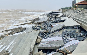 Quảng Bình: Kè biển 35 tỷ đồng vỡ nát sau áp thấp nhiệt đới