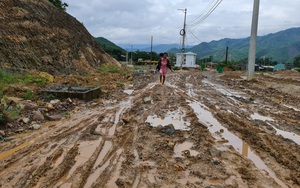 Đà Nẵng: Người dân khốn khổ với con đường lầy lội hơn ruộng