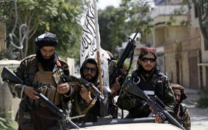 Taliban giáng đòn thù chết chóc sau vụ đánh bom đẫm máu nhà thờ Hồi giáo