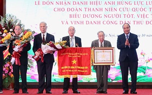 Đoàn Thanh niên cứu quốc thành Hoàng Diệu nhận danh hiệu Anh hùng Lực lượng vũ trang nhân dân