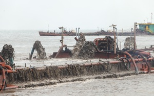 Hải Phòng: Kinh hoàng cảnh những "vòi rồng" khai thác cát đang nuốt chửng bãi ngao ở Kiến Thụy (bài 5)