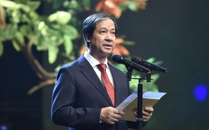 Bộ trưởng Nguyễn Kim Sơn: "Các thầy cô là những người cần được tôn vinh xứng đáng"