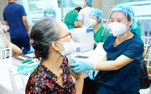 Việt Nam cán mốc tiêm 100 triệu liều vaccine Covid-19
