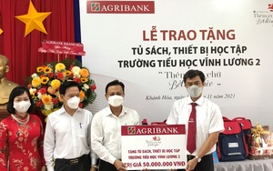 Agribank Chi nhánh tỉnh Khánh Hòa: Trao tặng tủ sách, thiết bị học tập cho Trường Vĩnh Lương 2 và Vĩnh Phương 2 