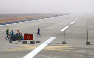 Nóng: Hai máy bay va chạm nhau tại sân bay Nội Bài