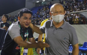 HLV Park Hang-seo hướng tới kỷ lục của HLV Kiatisak tại AFF Cup
