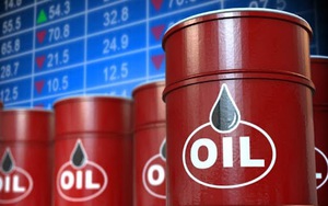 Giá dầu tiếp tục lao dốc, bay 3,2% trong phiên